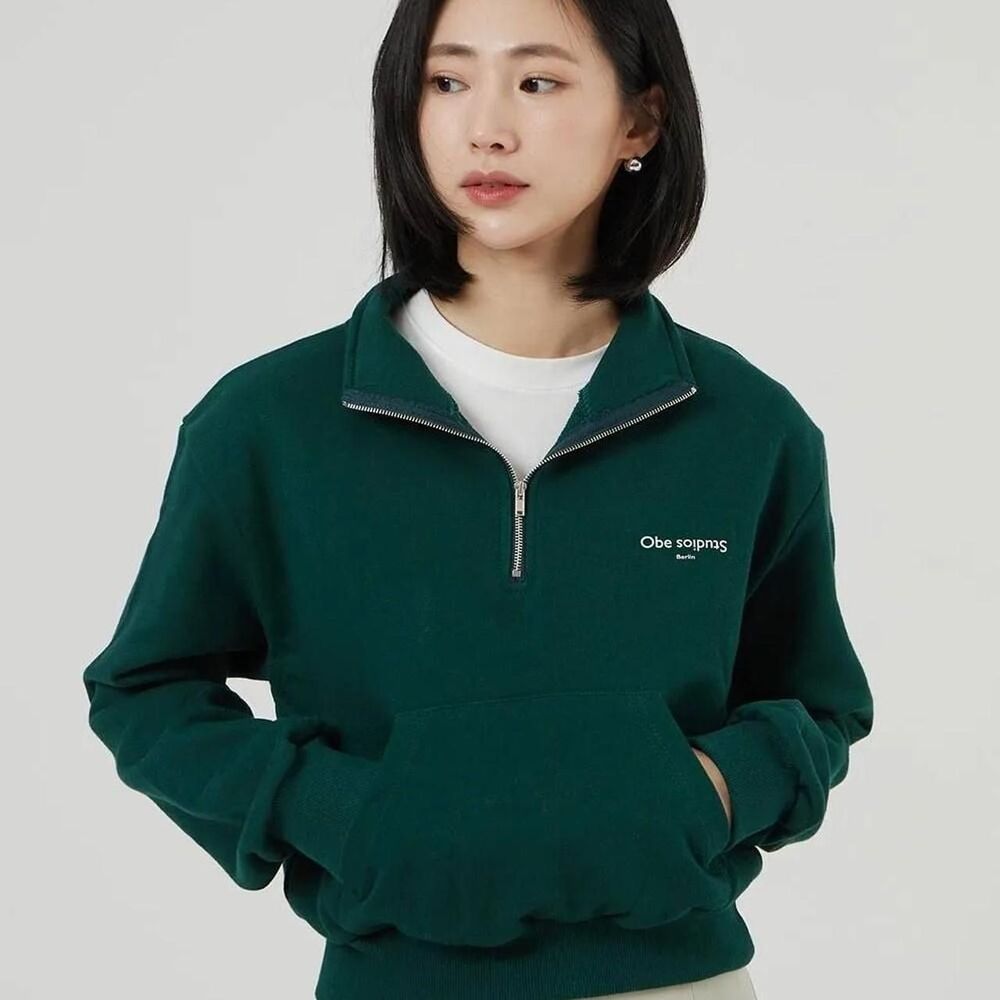 Unbranded Women's Green Sweatshirt